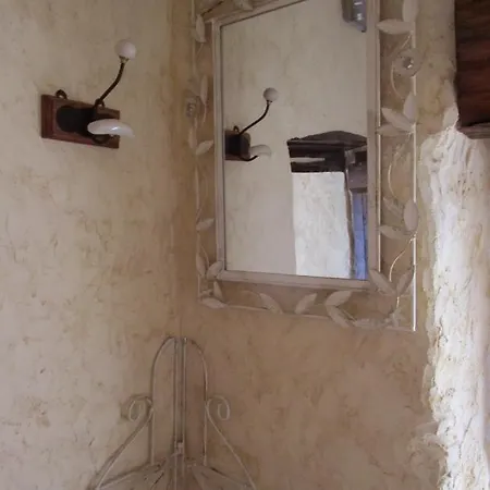 La Maison De St Victor Alojamento de Acomodação e Pequeno-almoço *